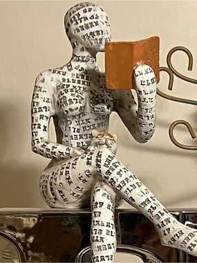 Decorative Reading Statue - White & Brown Home Art Figurine